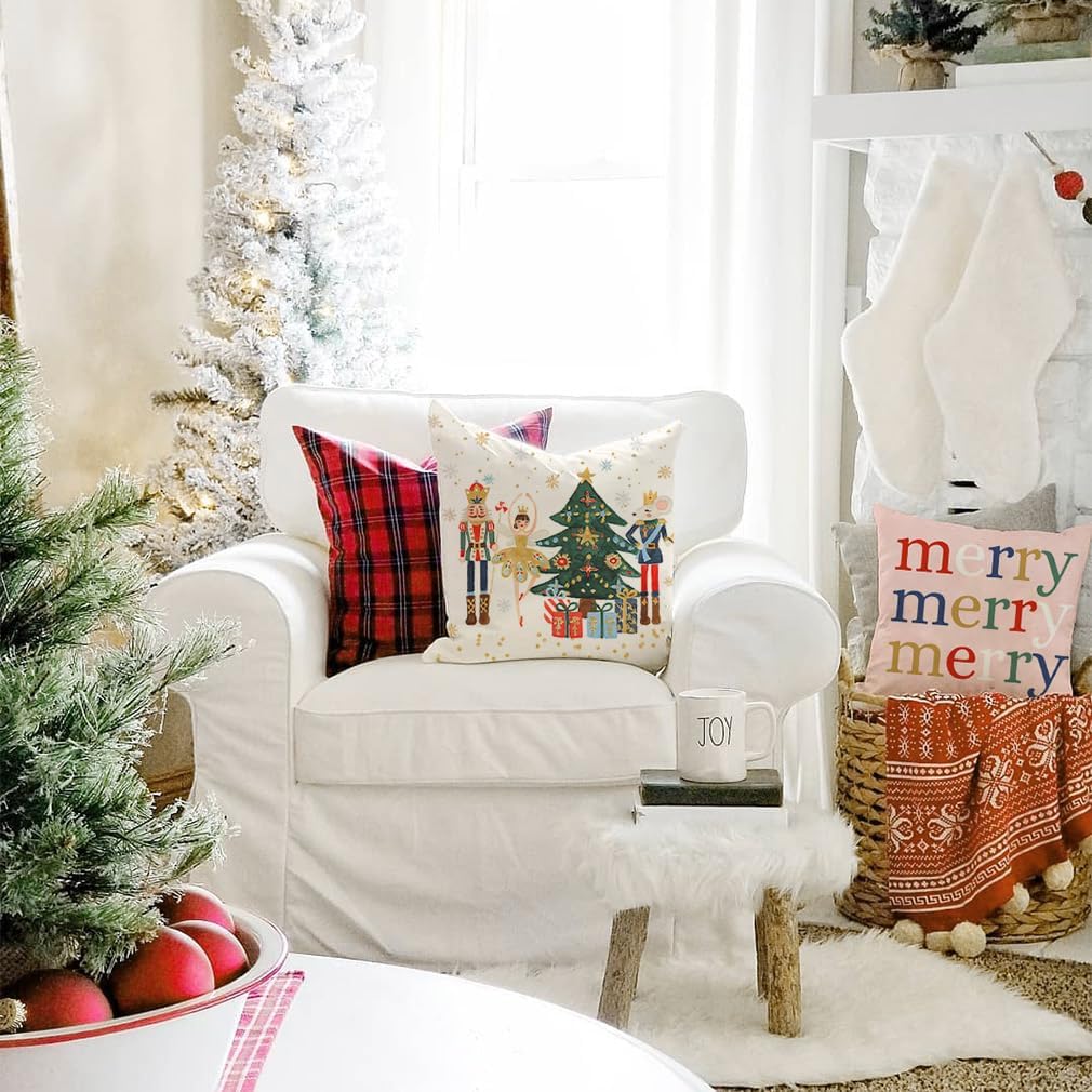 HERHOME Juego de 4 fundas de almohada de Navidad de 18 x 18 pulgadas, diseño de ballet, decoración de árbol de Navidad, color rosa, fundas de