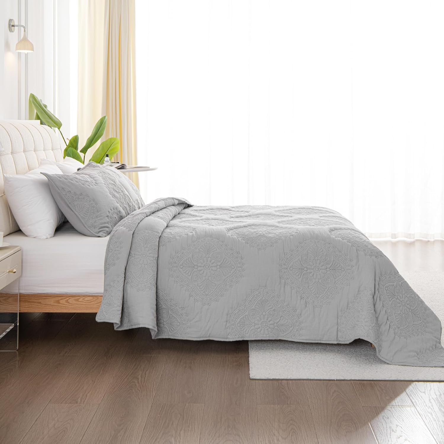 Juego de ropa de cama de tamaño King blanco con fundas de almohada, colcha ligera y suave, manta acolchada, funda de edredón fina, para todas las
