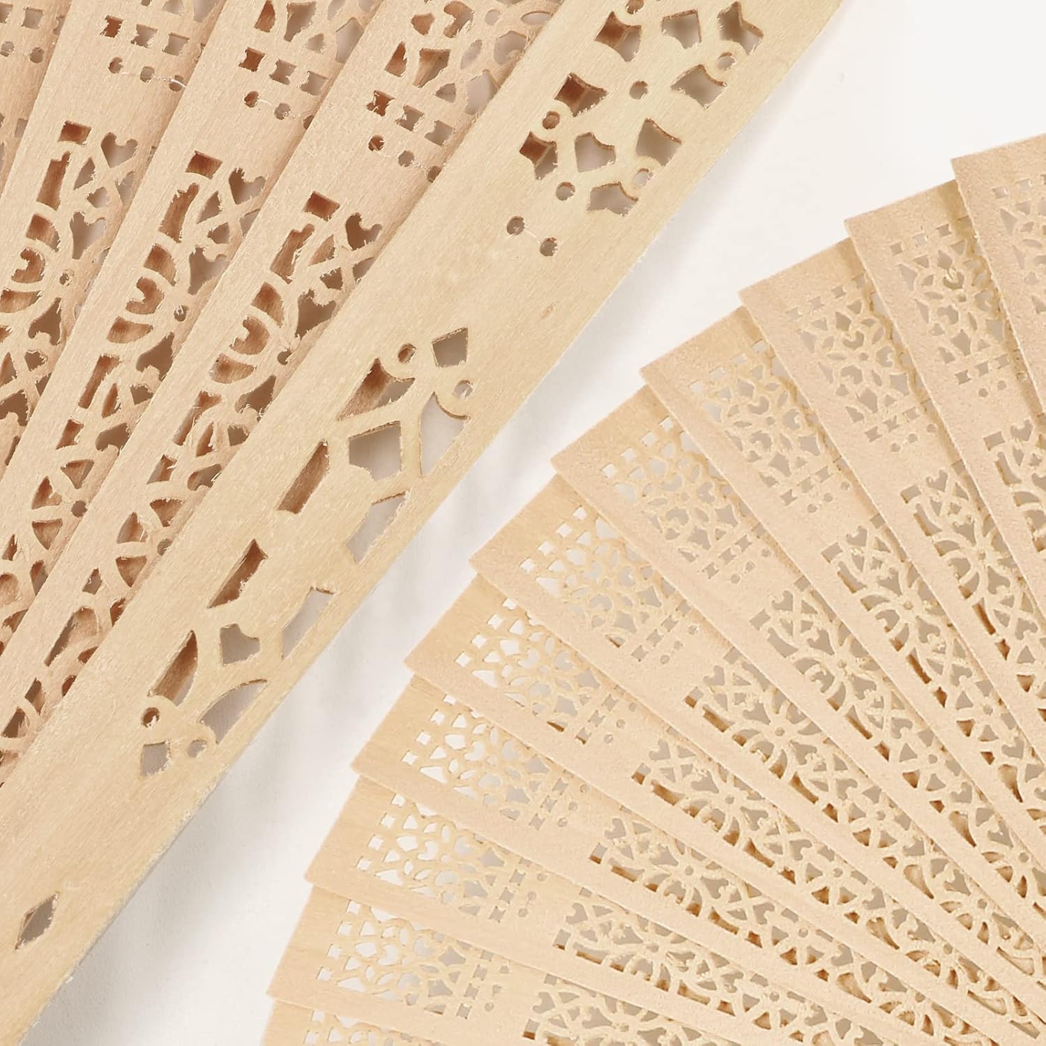 Abanicos plegables de madera, 4 ventiladores de mano de madera clásica, abanicos de mano de madera tallada hueca con borla para cosplay, baile,
