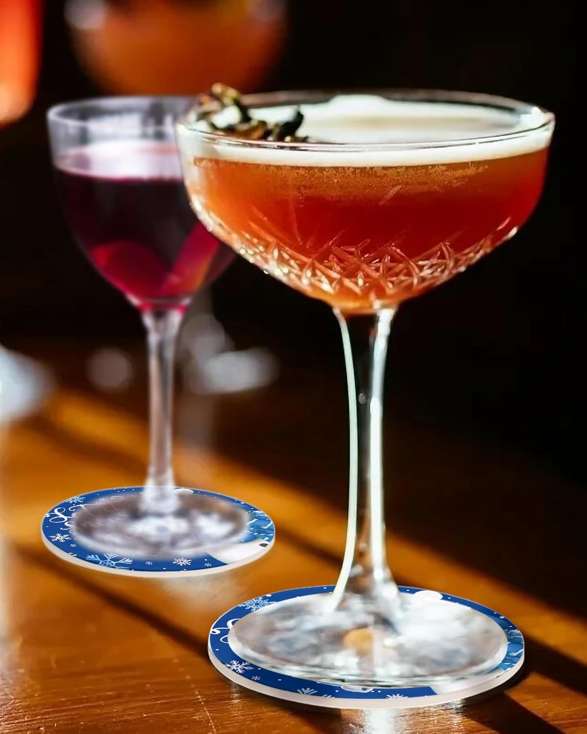Juego de 4 posavasos de Navidad para bebidas, juego de 4 con soporte, muñeco de nieve de Navidad, copos de nieve de invierno, tapete de cerámica