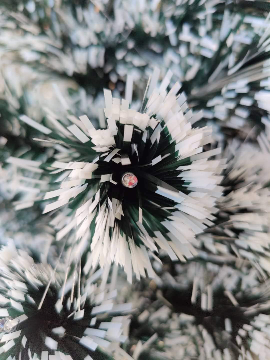 GEX Árbol de Navidad preiluminado de 7 pies con luces, 8 modos, luces cálidas amarillas, verde oscuro artificial con borde blanco, pino con soporte