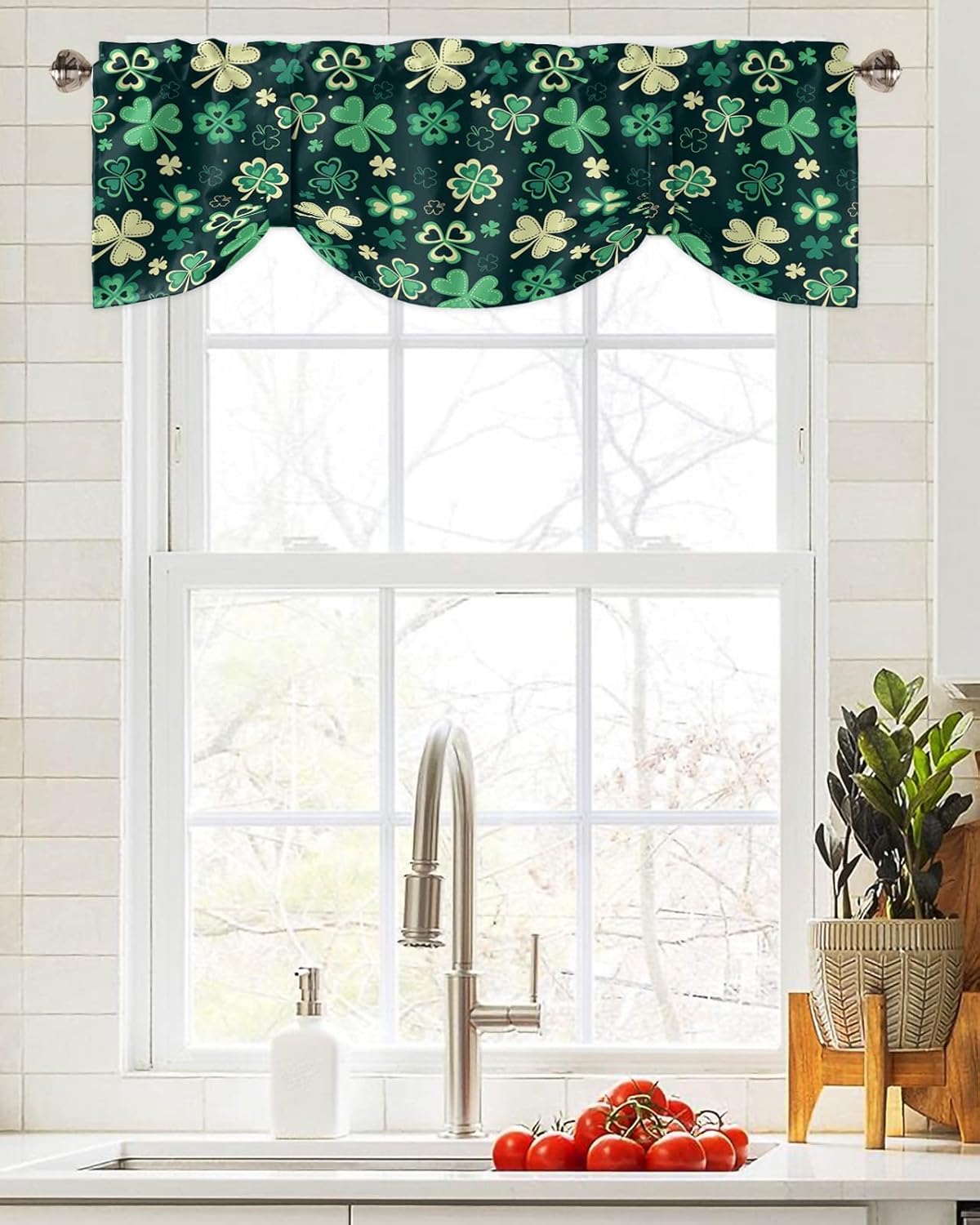 Cenefa de amarre con tréboles retro del día de San Patricio para ventanas de cocina, cenefas ajustables de tréboles de la suerte verde bosque