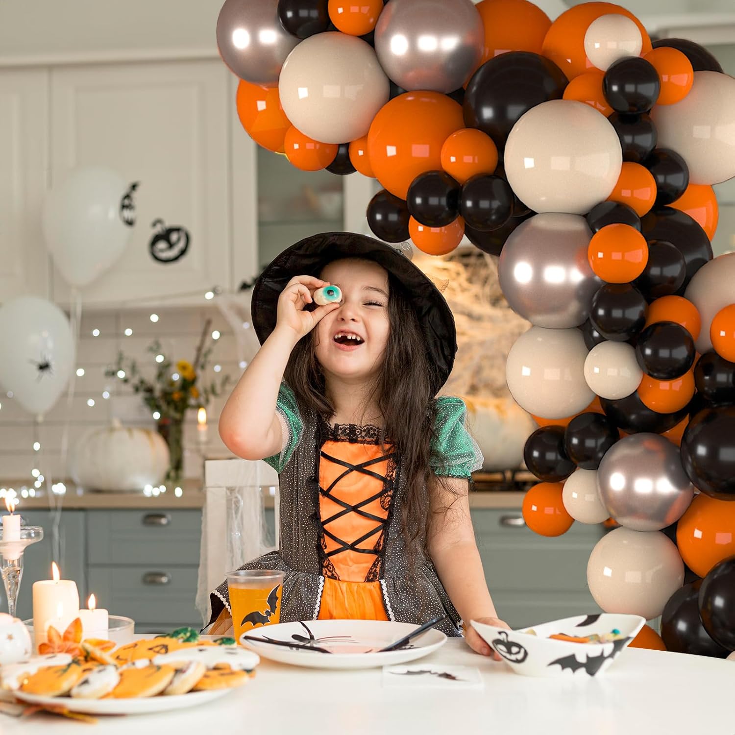 Kit de guirnalda de arco de globos de Halloween, 102 globos de látex naranja negro marfil, decoraciones de fiesta de Halloween para niños y niñas,