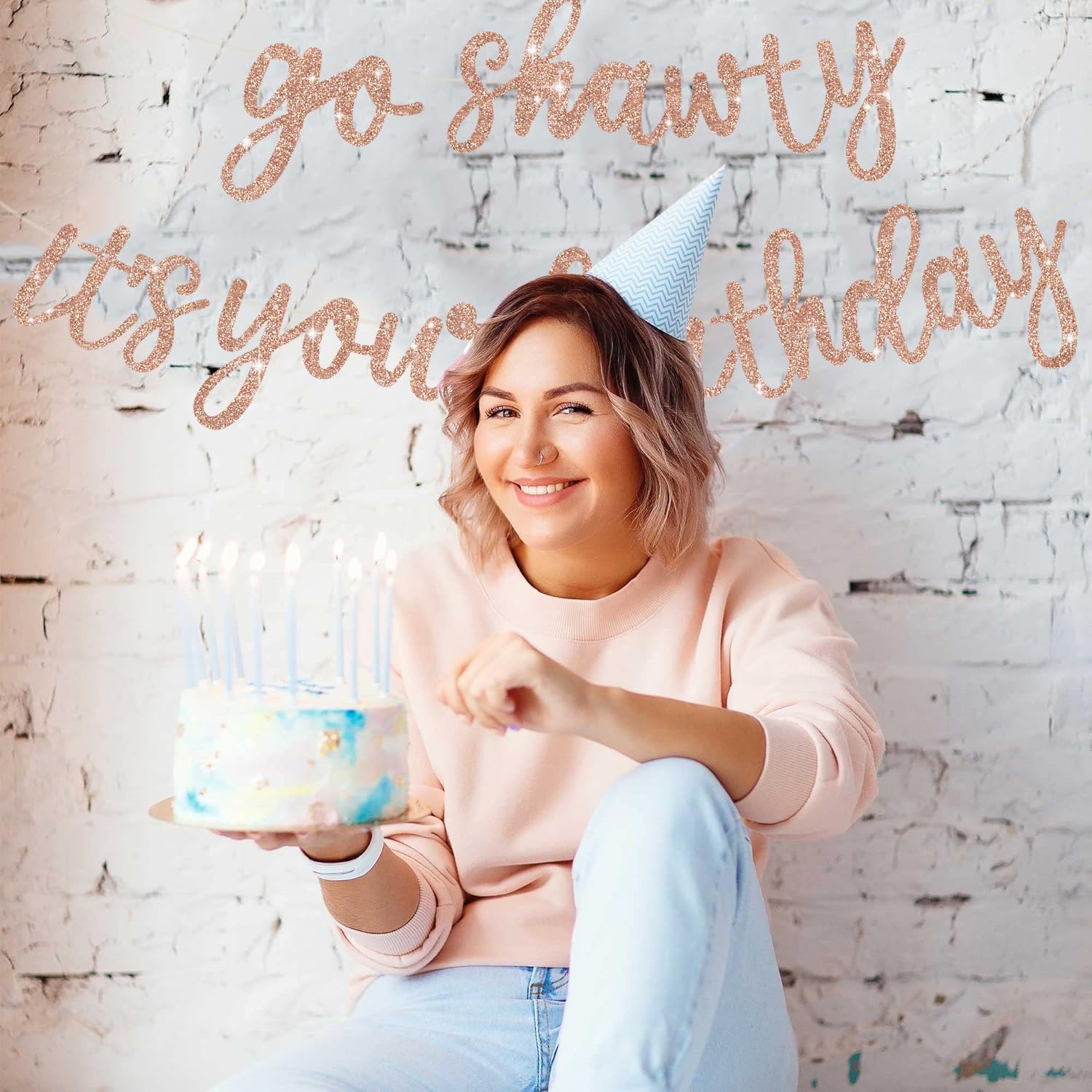 Cartel de oro rosa con texto en inglés “Go Shawty It’s Your Birthday”, “NO DIY”, cartel de feliz cumpleaños con purpurina con temática de hip hop,