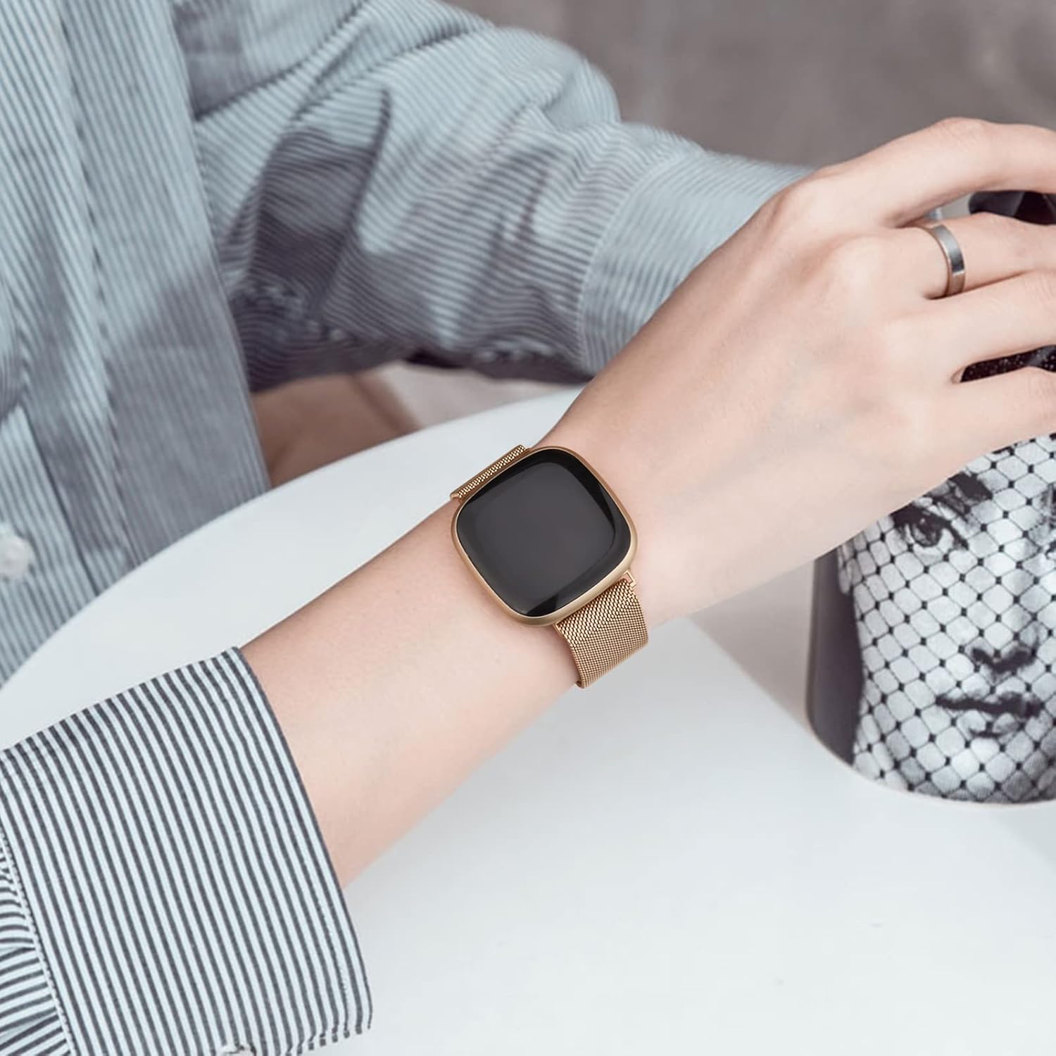 Correa de metal para Fitbit Sense 2  Sense Bands, Fitbit Versa 4  Versa 3 bandas para mujeres y hombres, correa de repuesto magnética de malla de