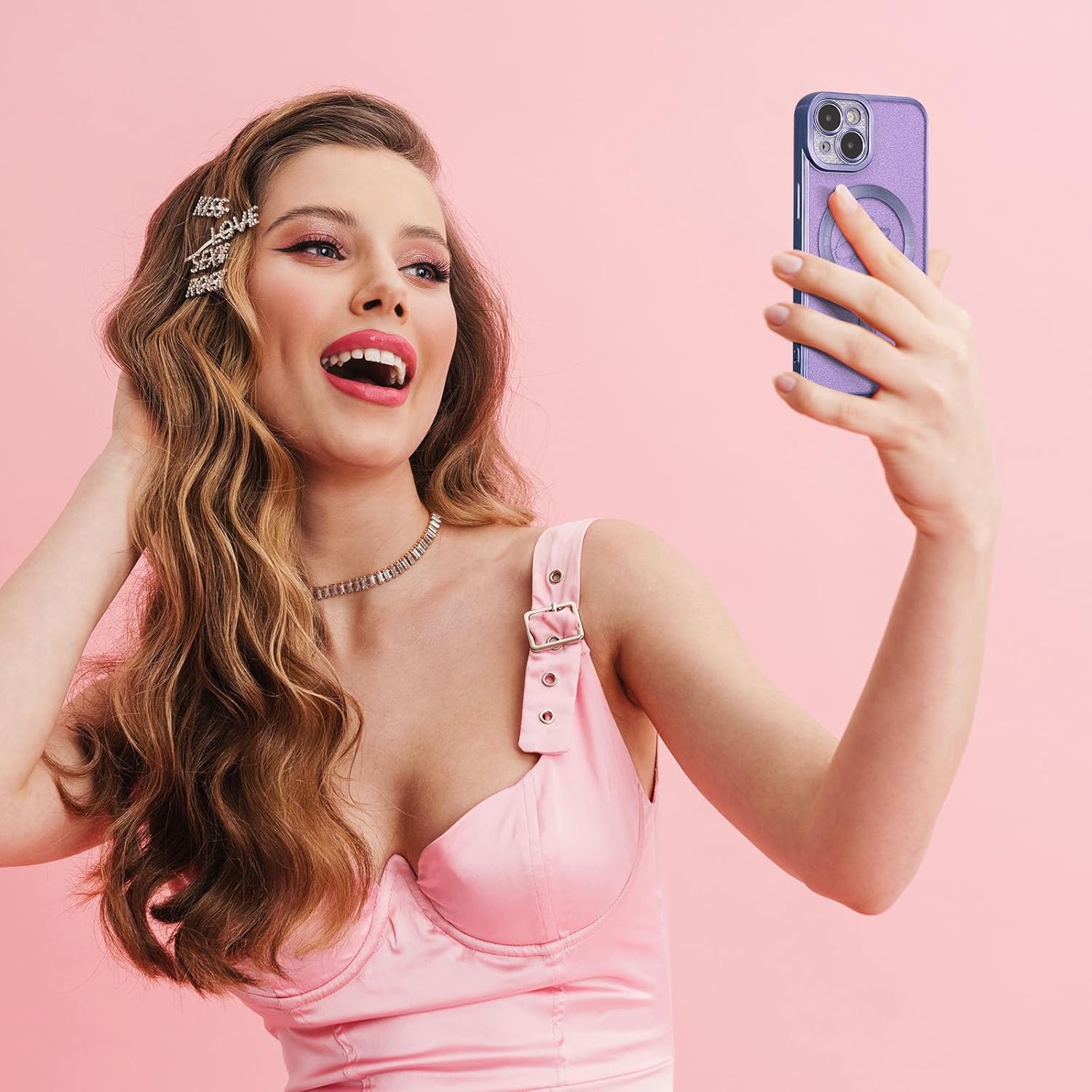 EYZUTAK Funda magnética para iPhone 13, con purpurina brillante de lujo, diseño de corazón chapado en lindo patrón de corazón, compatible con