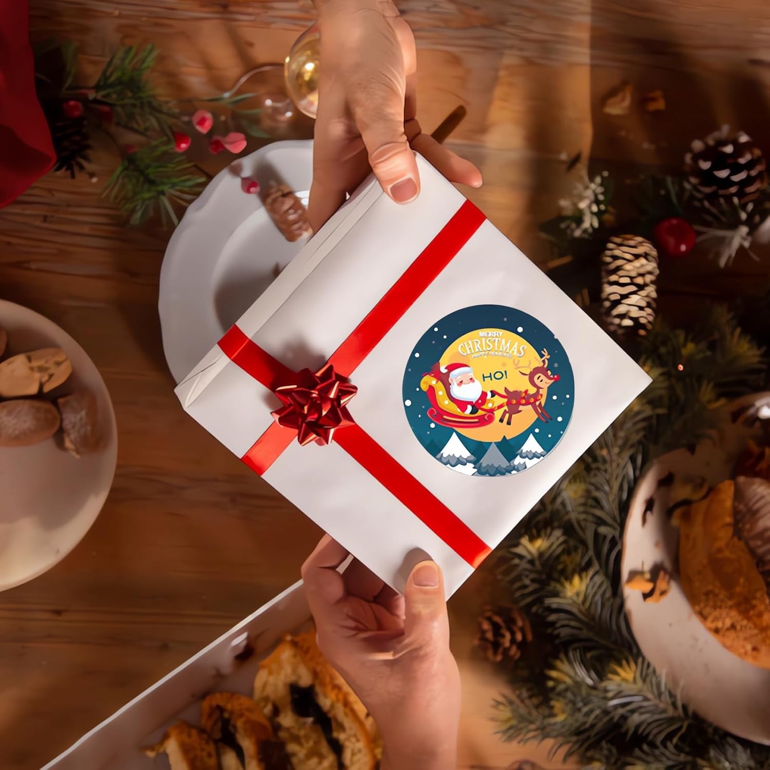 Etiquetas adhesivas de Navidad de 1.5 pulgadas, 500 unidades de 8 diseños de calcomanías de rollo de Navidad, muñeco de nieve, Papá Noel, reno,