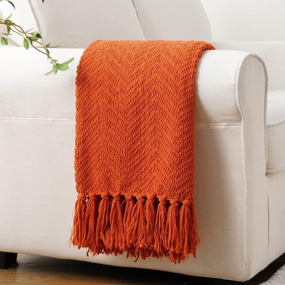 BATTILO HOME Manta naranja quemada para sofá, manta tejida de decoración de otoño versátil para silla, manta decorativa de Halloween con borlas para