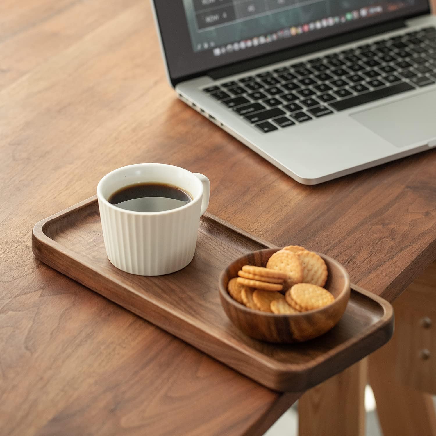 Muso Wood Bandeja de madera maciza para servir de nogal, bandeja pequeña rectangular para baño, bandeja de cena, bandeja de té, bandeja de café