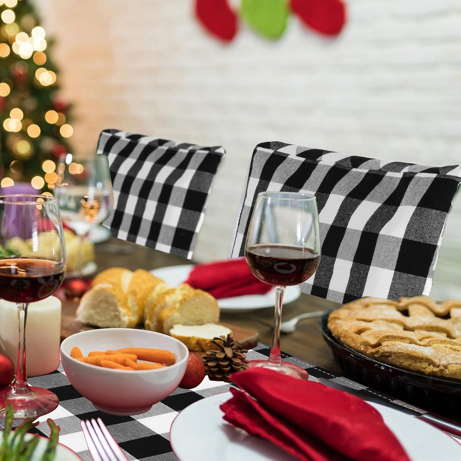 6 fundas para sillas de Navidad, con sombrero de Papá Noel a cuadros de búfalo con camino de mesa de 71 pulgadas para Navidad, comedor, restaurante,