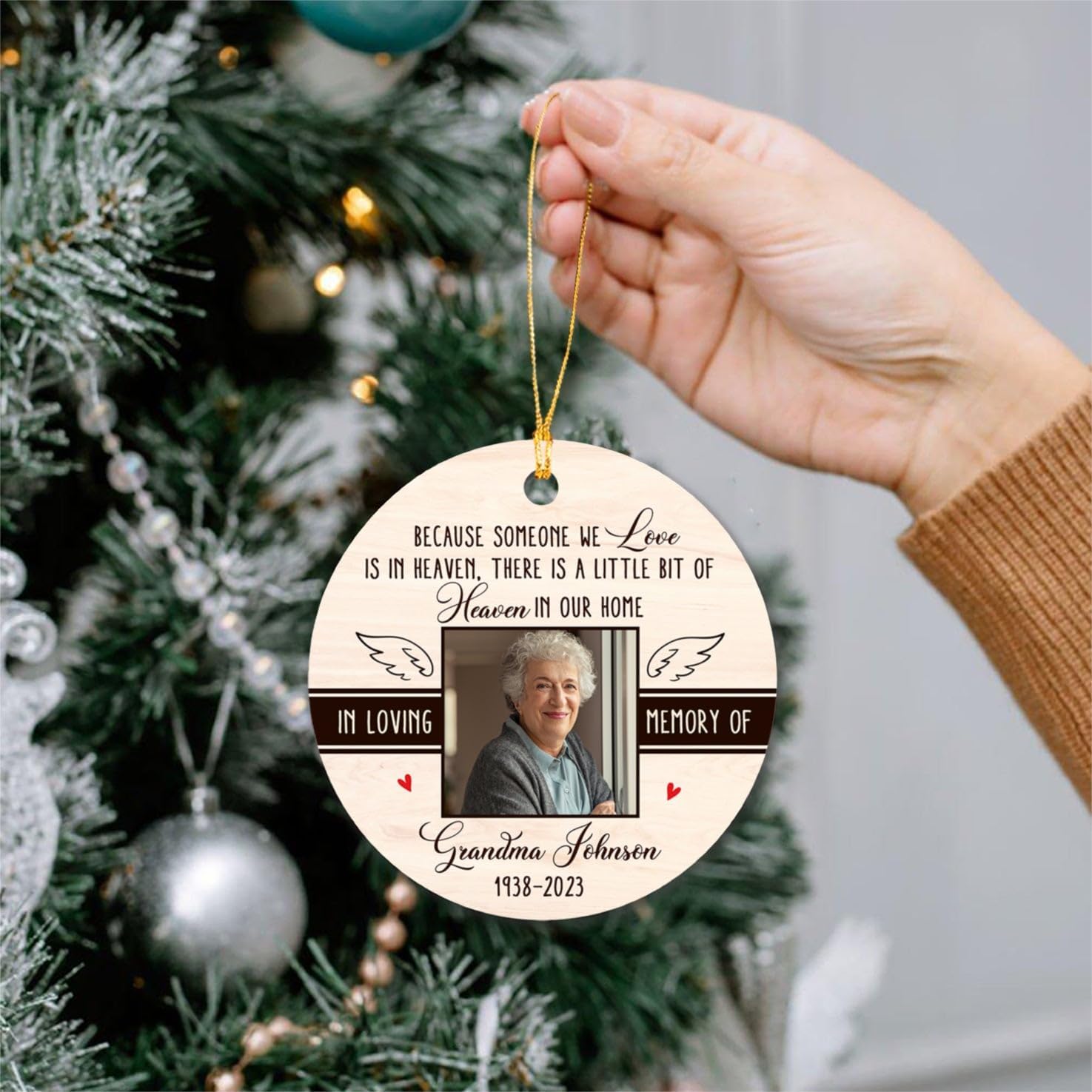 Adorno de Navidad con texto en inglés “There is A Little Bit of Heaven in Our Home”, en memoria amorosa de la foto, abuela, abuelo, adorno