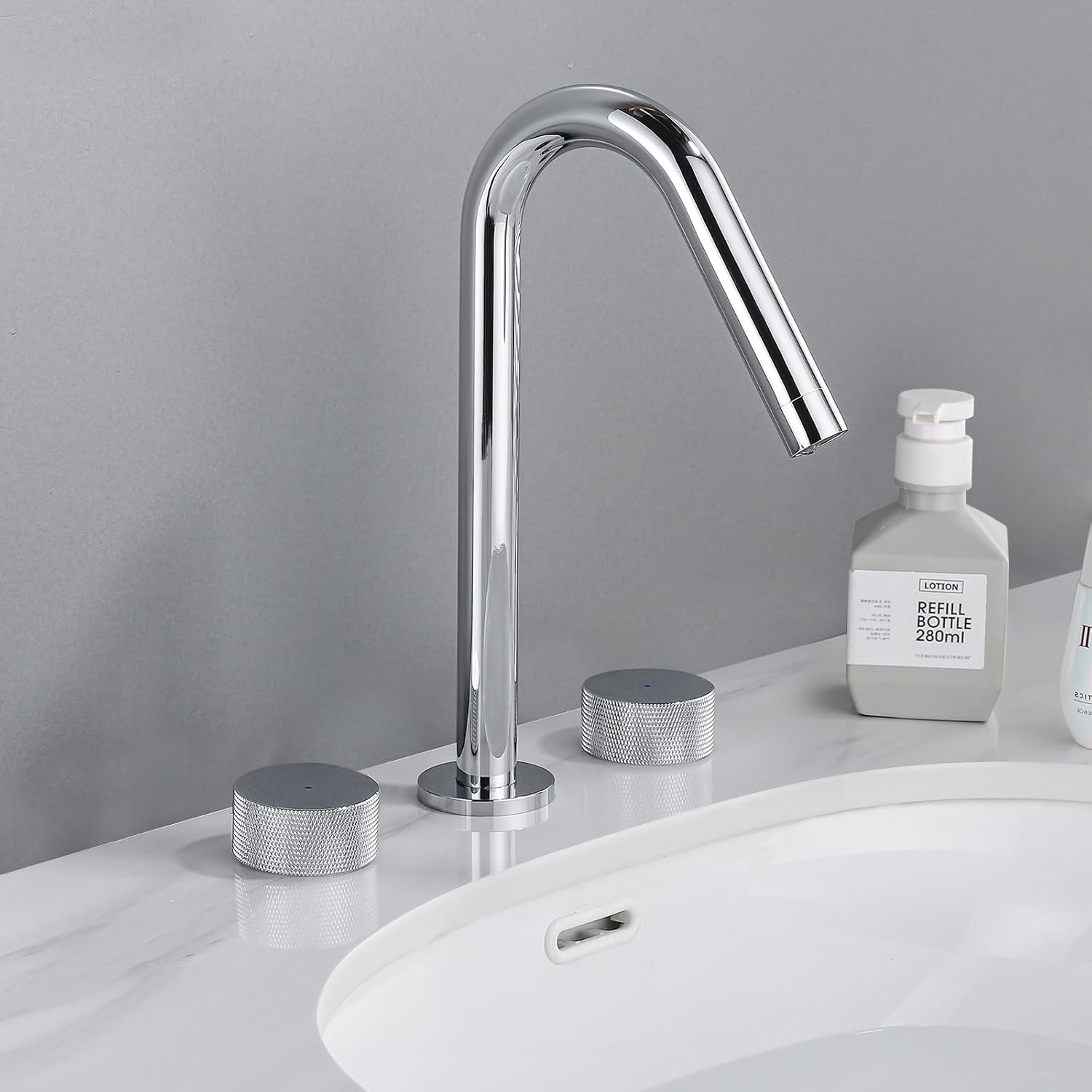 SaniteModar Grifo de lavabo de baño de latón, grifo de baño de latón de 8 a 16 pulgadas, 2 asas, grifo de baño moderno generalizado cromado pulido