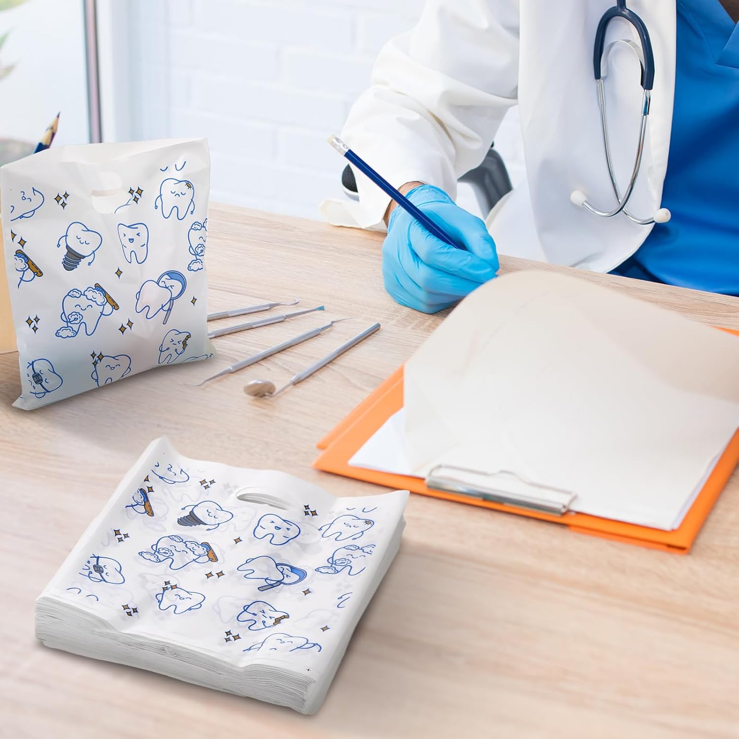 200 bolsas de plástico para dientes para el cuidado del paciente, bolsas de regalo de plástico dental con asas para higienista dentista, embalaje de