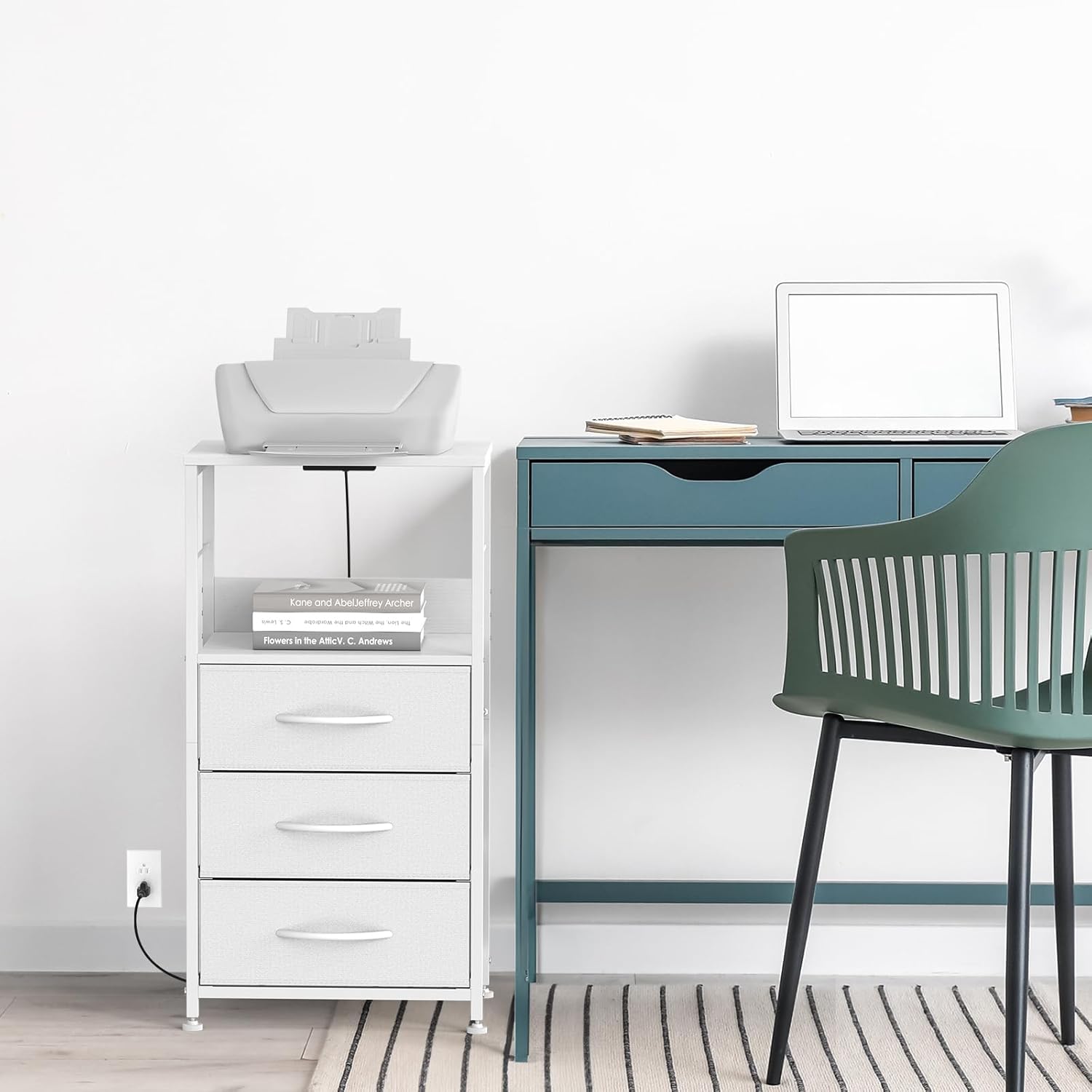 Mesita de noche blanca con estación de carga, mesa auxiliar con cajón, mesita de noche alta con puertos USB y tomacorrientes, mesita de noche de 3