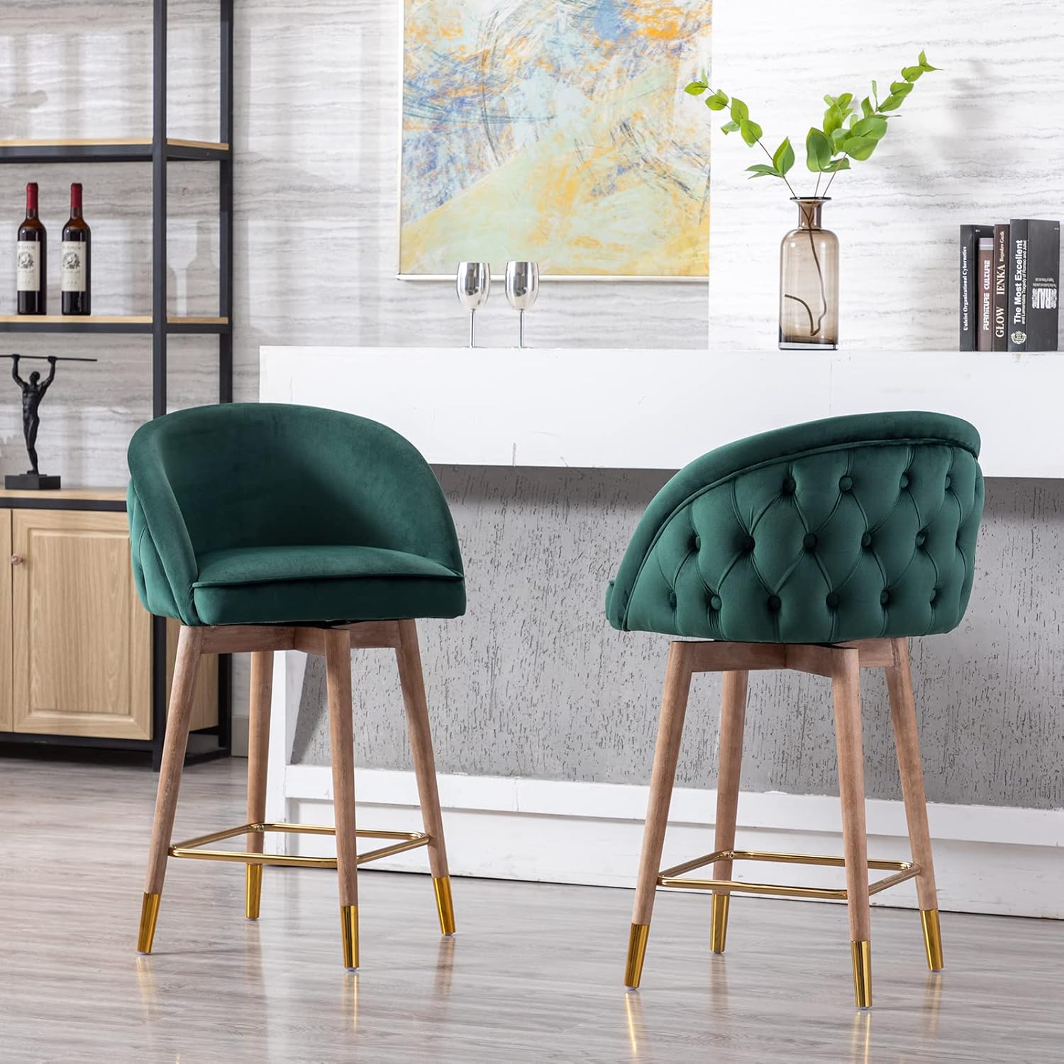 ZHENGHAO Juego de 2 taburetes de bar giratorios, sillas de bar de terciopelo de 26 pulgadas con patas de madera, silla de comedor tapizada para