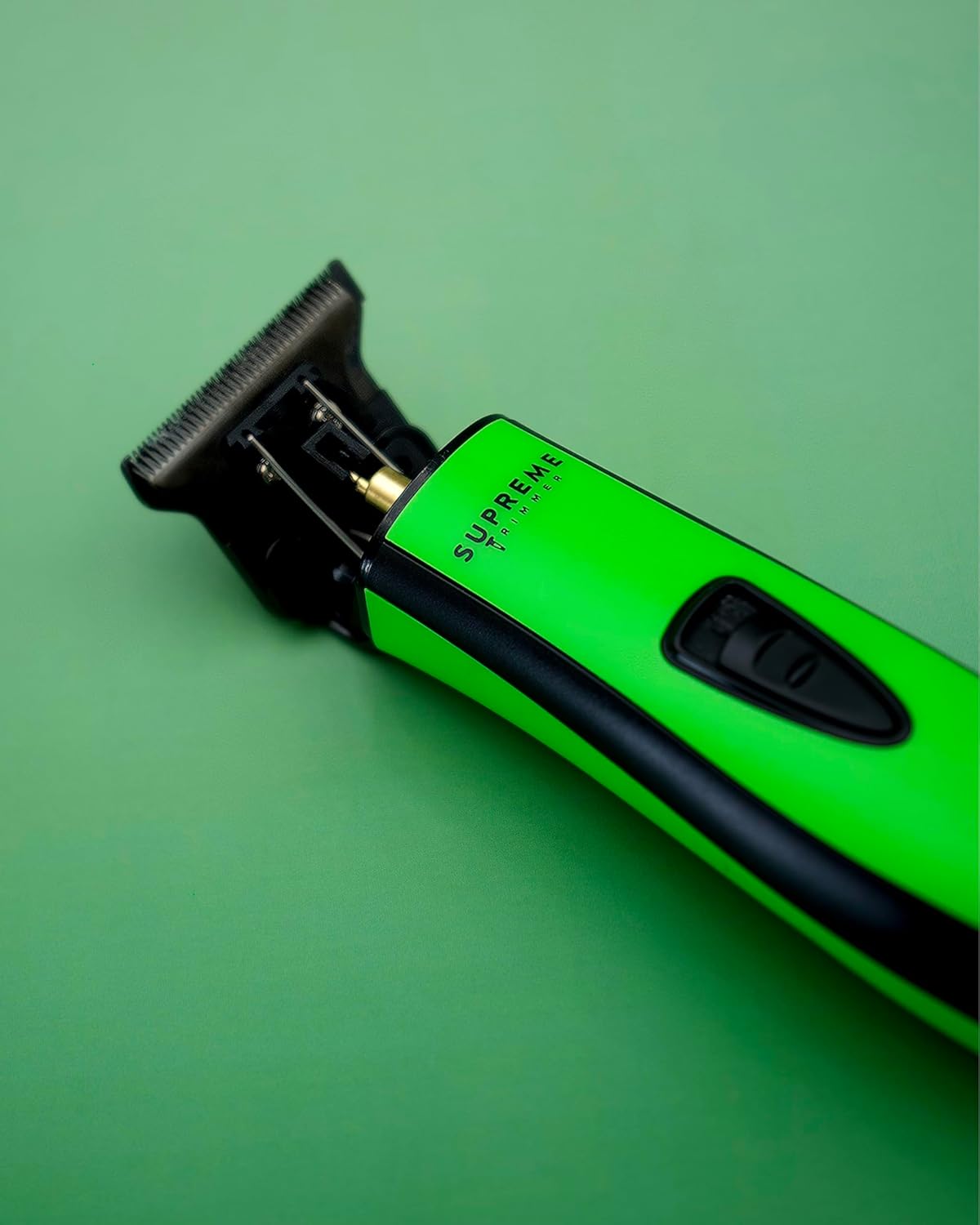 Supreme Trimmer Kit de corte de pelo de peluquero  Recortadora de pelo y afeitadora de lámina profesional para hombres  DLC T-Shaper ST5215 Acid