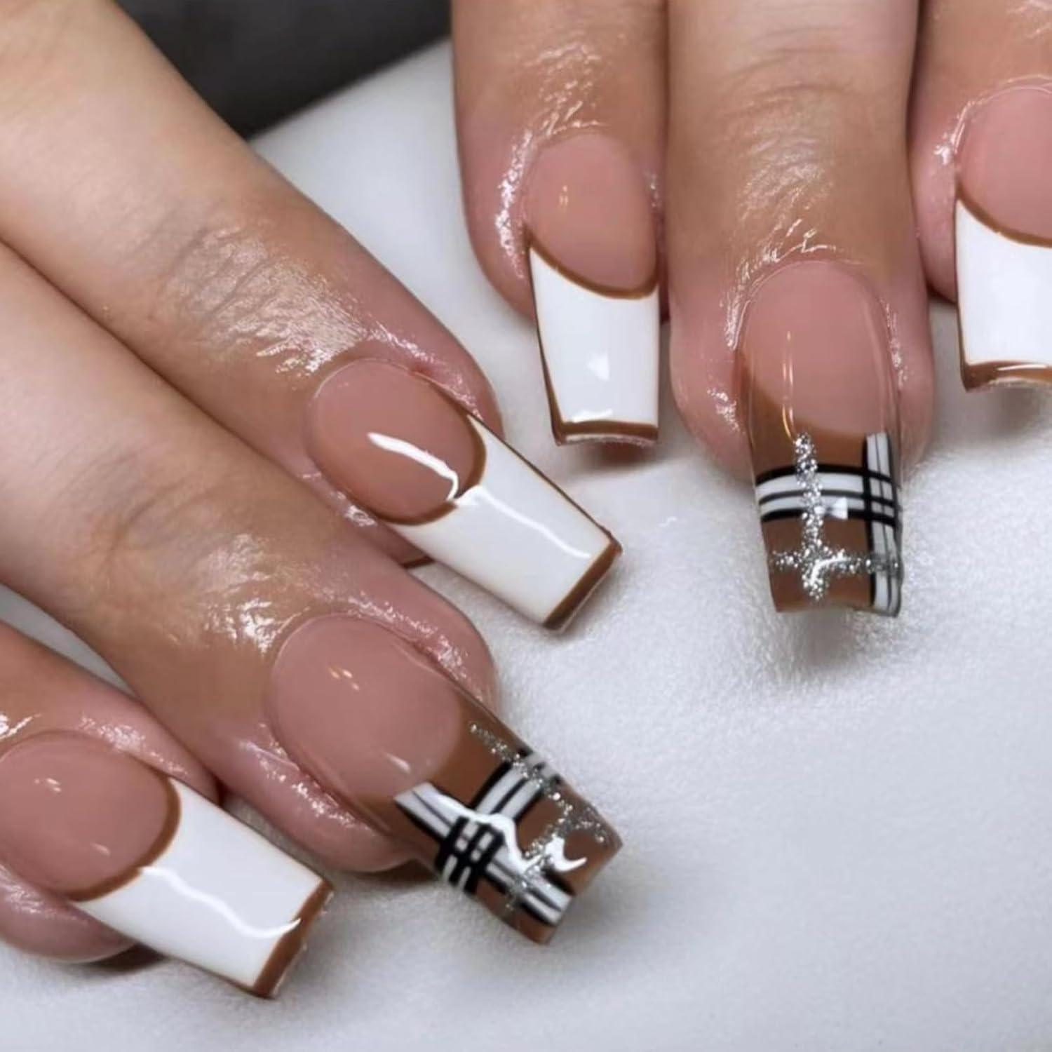 Uñas postizas a presión con punta francesa marrón, uñas acrílicas cuadradas medianas, uñas acrílicas de Acción de Gracias, uñas con pegamento con