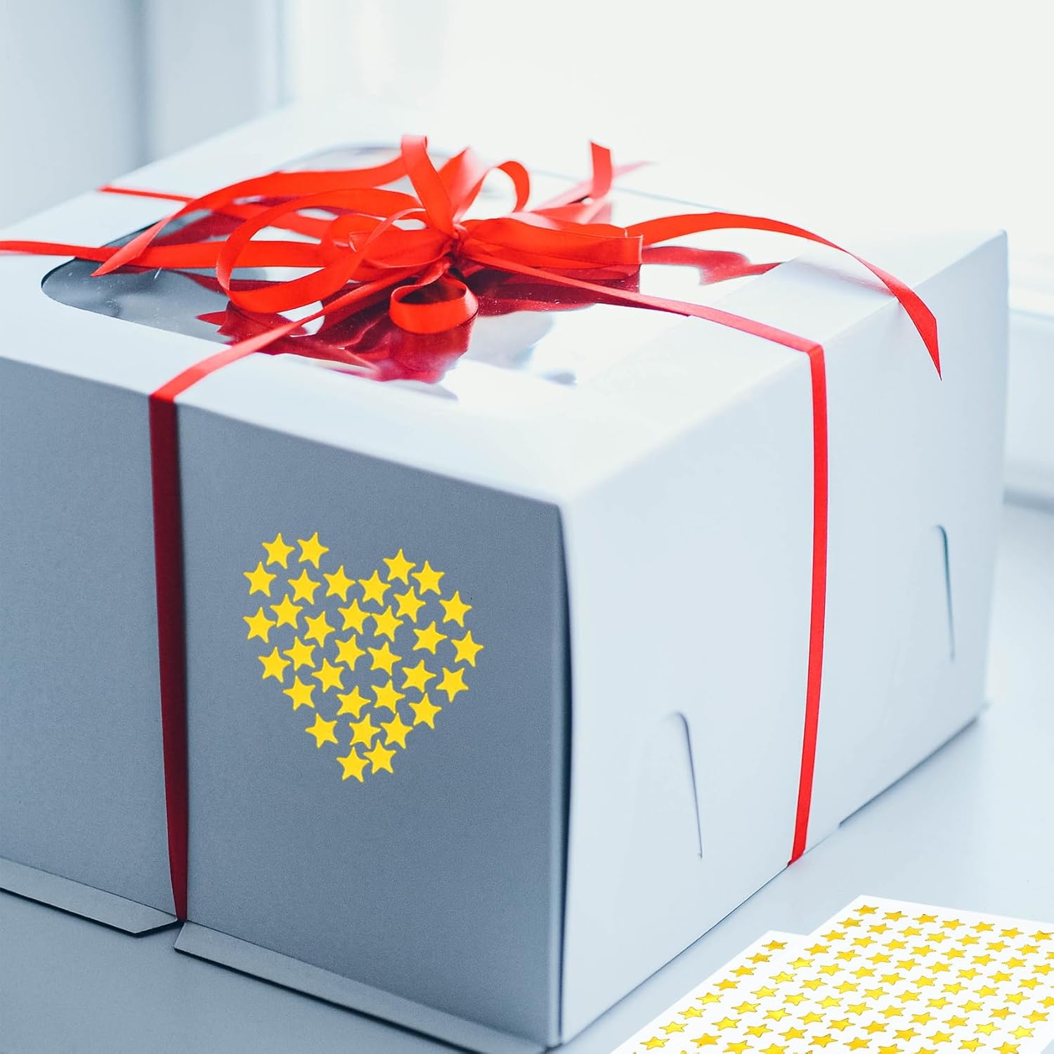 Calcomanías de estrella dorada de 0.3 pulgadas de diámetro, 3240 piezas, 30 hojas, calcomanías de recompensa para niños, ideales para gráficos de