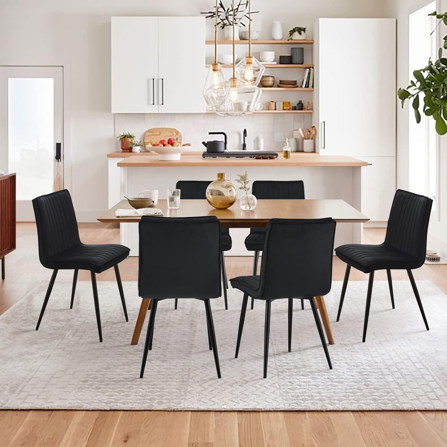 TUKAILAi Juego de 4 sillas de comedor de terciopelo, sillas de cocina tapizadas con respaldo y patas de metal fuertes, silla de ocio para sala de