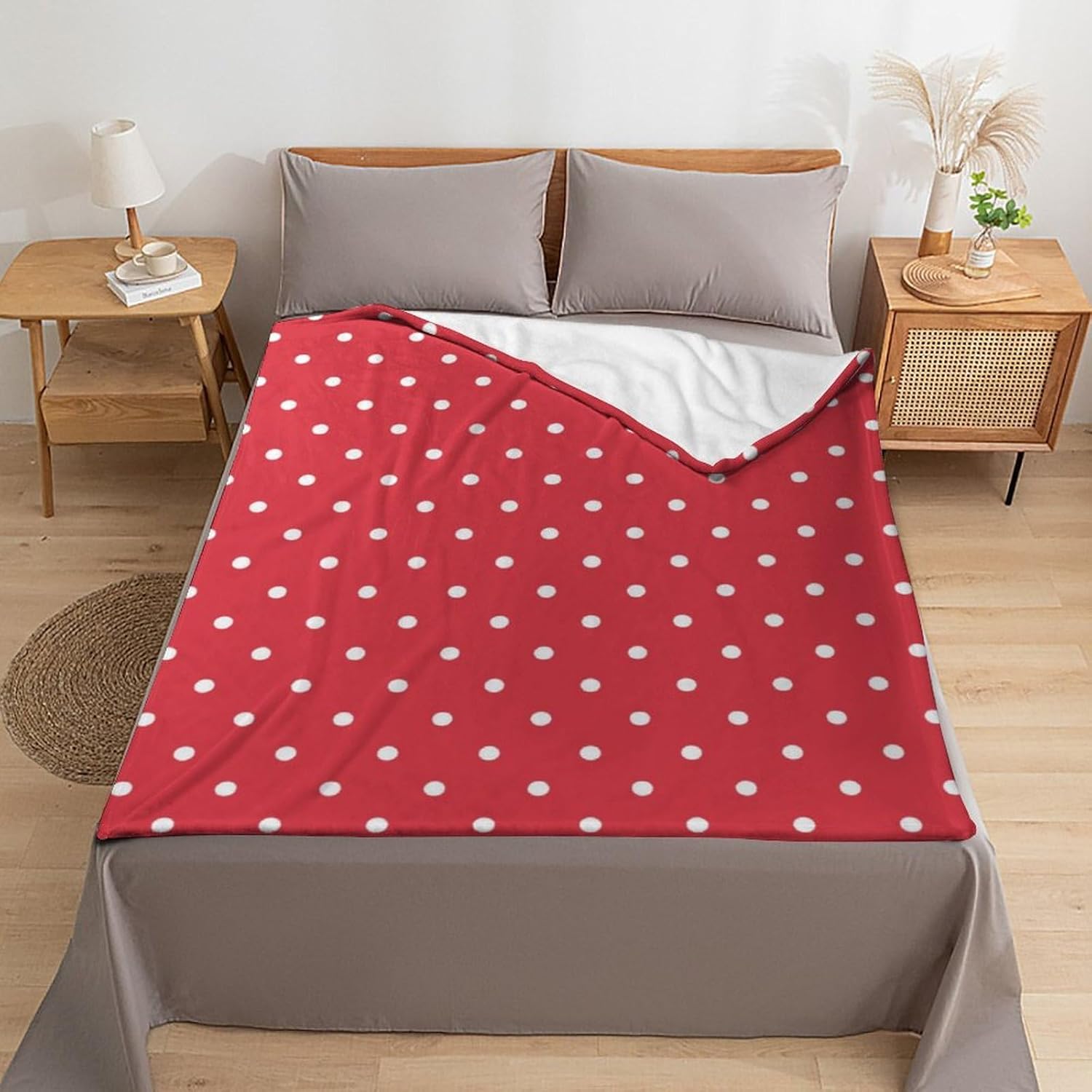Manta de felpa de lunares rojo y blanco, suave y acogedora, manta de franela para todas las estaciones, para sofá, cama, 50 x 60 pulgadas