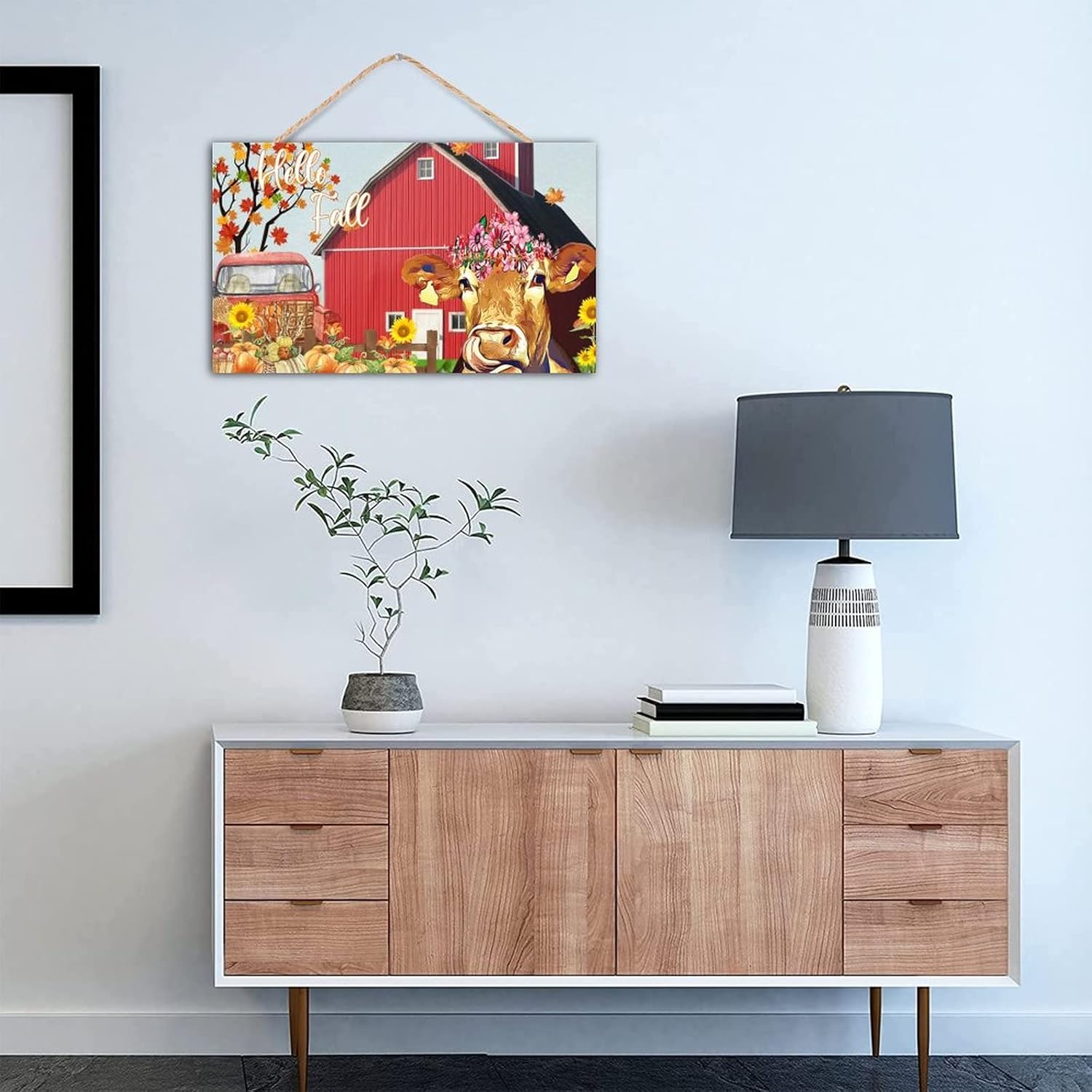 TEANFUN Letrero de bienvenida con texto en inglés Hello Fall de madera de otoño, decoración de puerta delantera de vaca de granja, decoración de
