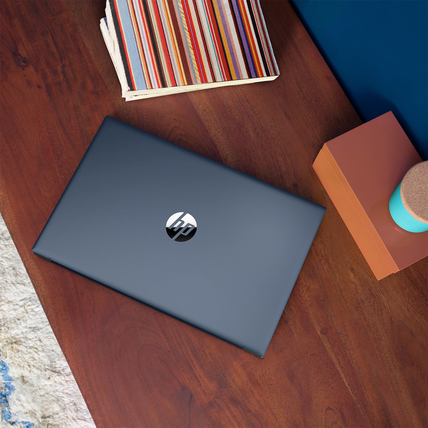 HP Pavilion – Laptop de negocios, pantalla táctil FHD de 15.6 pulgadas, procesador Intel Core i7-1355U, NVIDIA GeForce MX550, 32 GB de RAM, SSD de 1