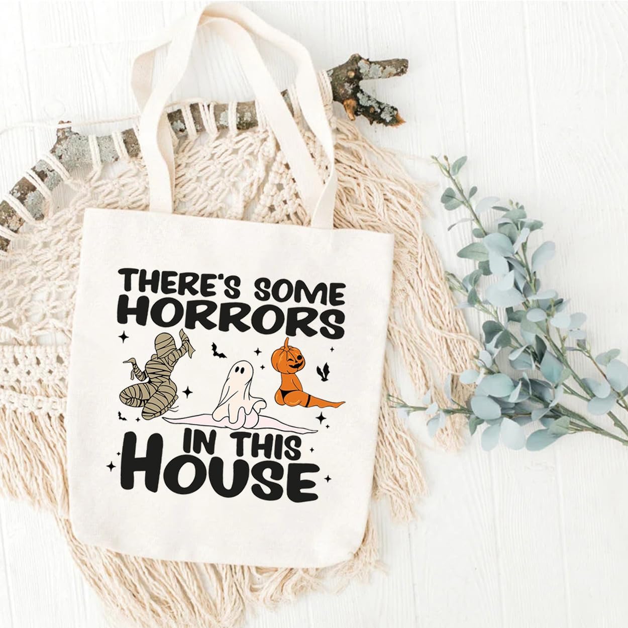 Bolsa de lona de Halloween para mujer, con texto en inglés “There Some Horrors in this House”, bolsa de compras ecológica