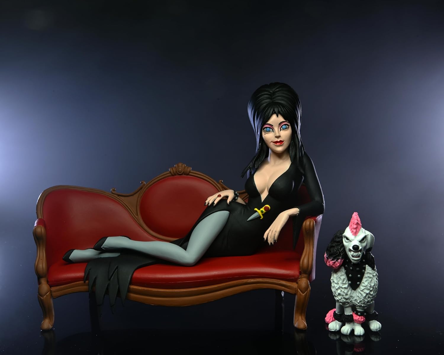 NECA – Juego de figuras de acción de Elvira on Couch (Toony Terrors) de 6 pulgadas en caja