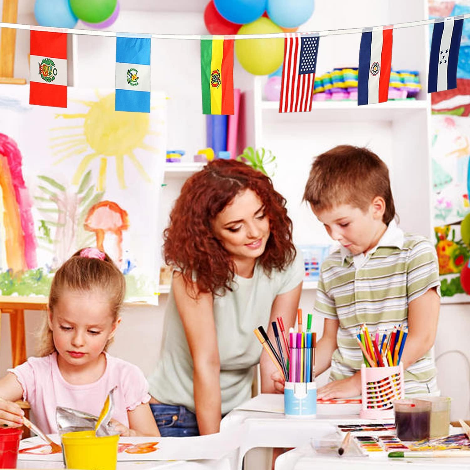 Juego de 4 banderas de cadena de 21 países de América Latina  Surtido de banderas latinas patrimonio del mes hispano para decoración escolar de aula