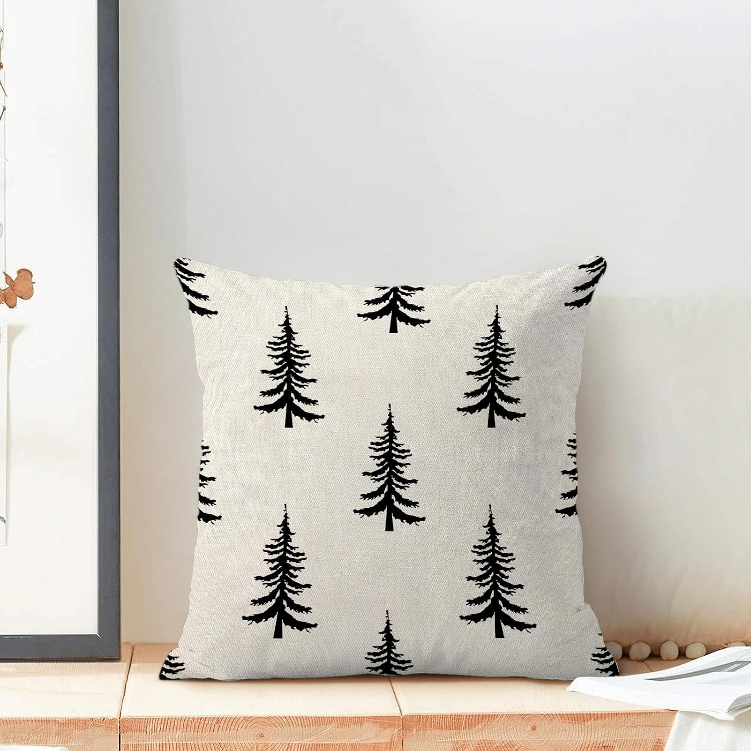 CXMEIFLY Juego de 2 fundas de almohada de Navidad de 18 x 18 pulgadas, color blanco y negro, decoración de árbol de Navidad, para invierno, Navidad,