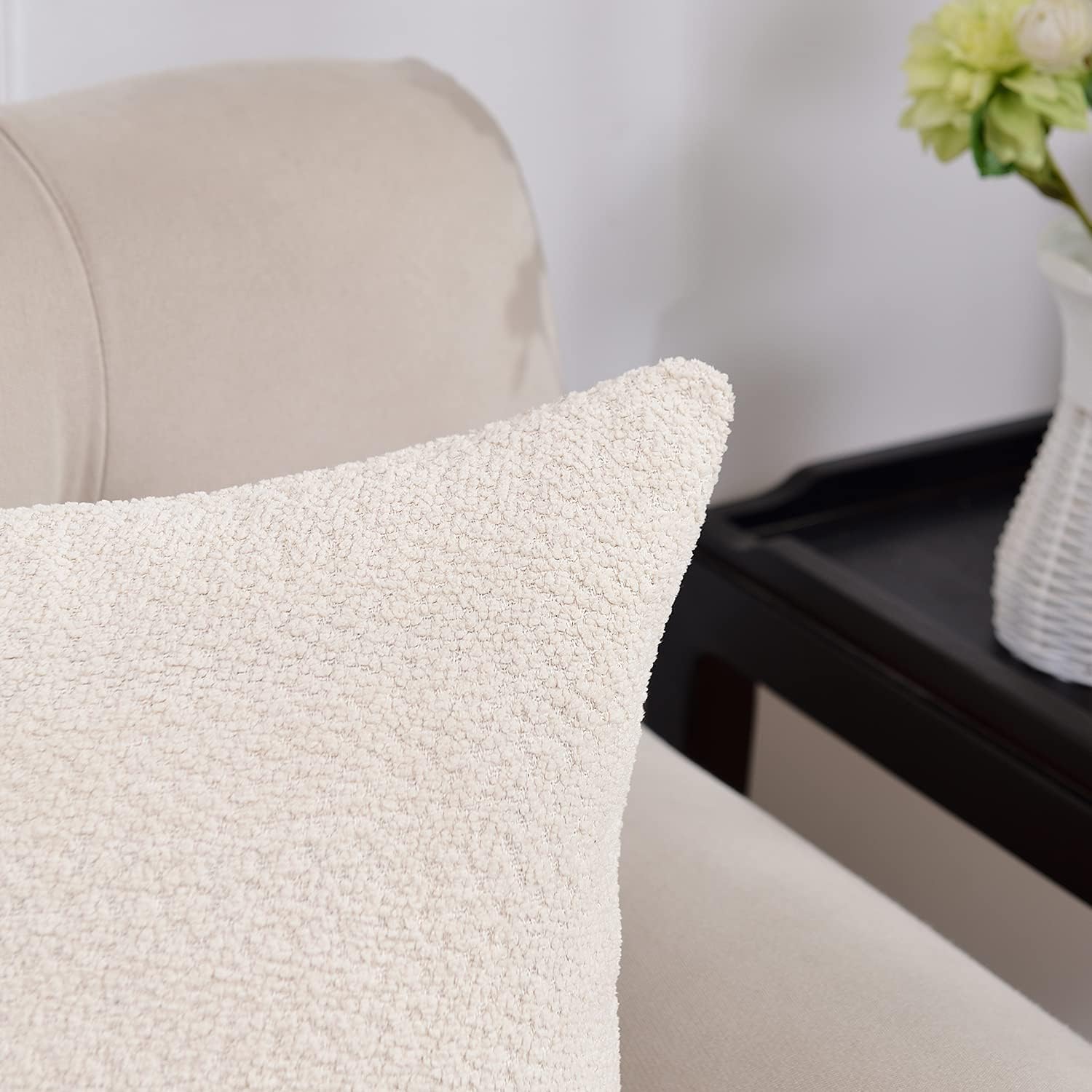 Ivory Colored Cute Boucle Textured Throw Pillow Covers, Cozy Soft Accent Cushion Cases, Modern Zippered Design for Sofa Couch Bed and Living Room –