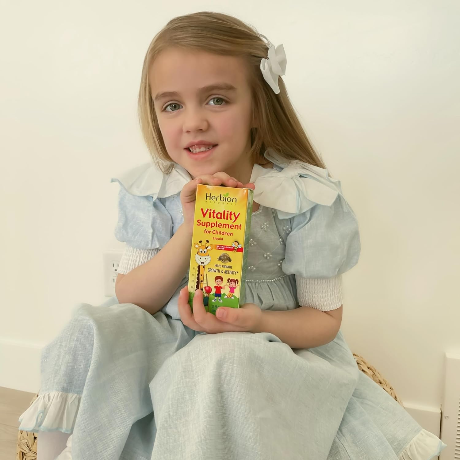 Herbion Naturals Suplemento Vitality para niños  Promueve el crecimiento y el apetito  Alivia la fatiga  Mejora el rendimiento mental y físico  5