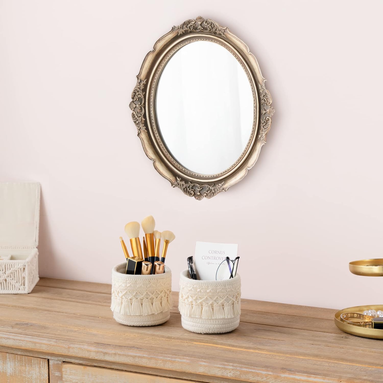 Mkono Soporte para brochas de maquillaje de macramé y cubierta de caja de pañuelos, decoración bohemia para baño, dormitorio, tocador, sala de