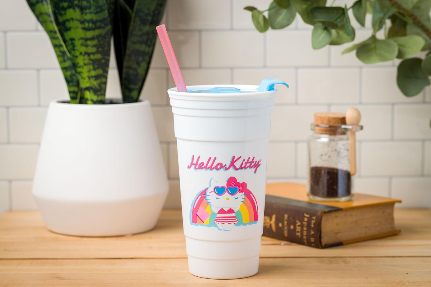 Silver Buffalo Sanrio Hello Kitty Summer Rainbow Floatie – Vaso de plástico con tapa y pajita, 32 onzas