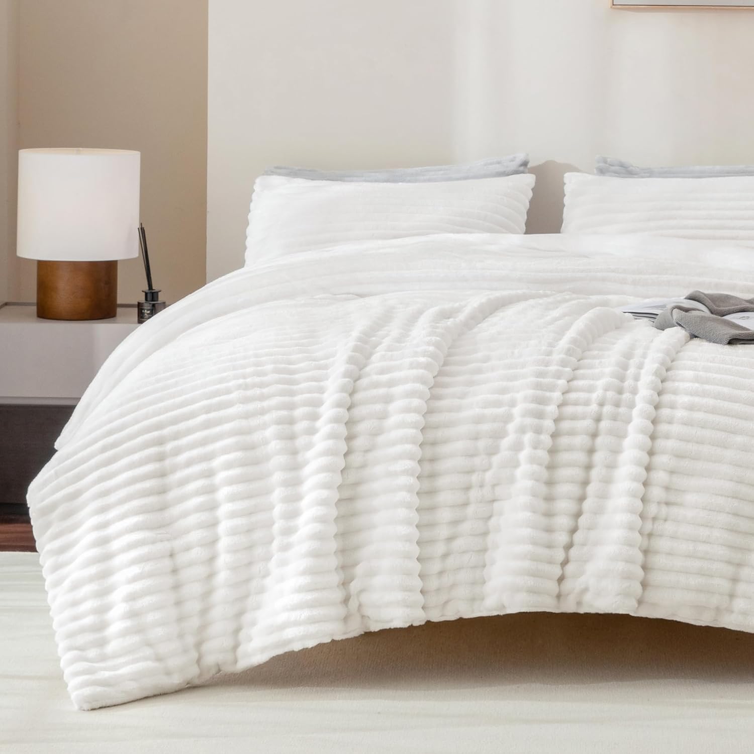 Andency Juego de edredón mullido tamaño King, edredón blanco súper suave tamaño King, juego de ropa de cama de forro polar cálido para invierno,