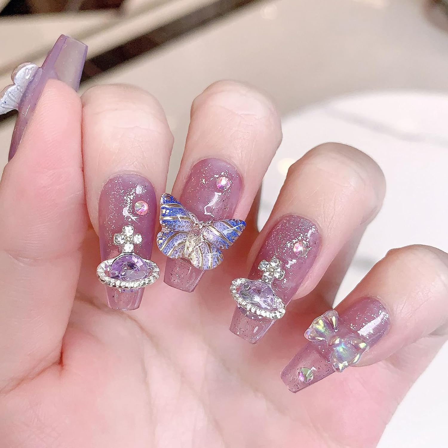 24 dijes de uñas de planeta 3D brillante con diseño de Saturno con diamantes de imitación de diamantes de imitación de lujo, dijes de uñas para
