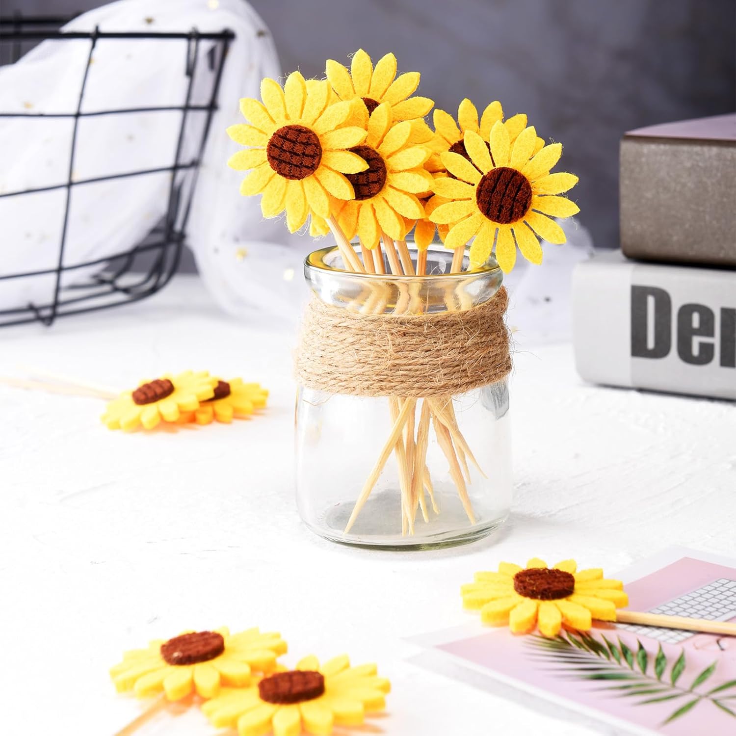 60 piezas de adornos de girasol para cupcakes de flores amarillas, palillos de dientes de girasol, palillos de comida de verano para suministros de
