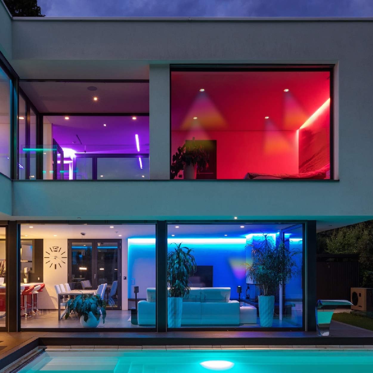 Gabba Goods Bombilla LED RGB que cambia de color y tira de luz LED RGB multicolor de 6 pies de largo, paquete de 2
