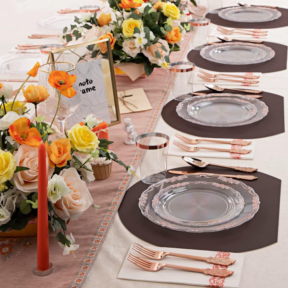 LIYH – 210 platos de plástico transparente y oro rosa con cubiertos desechables de oro rosa que incluyen 30 platos de cena, 30 platos de ensalada,
