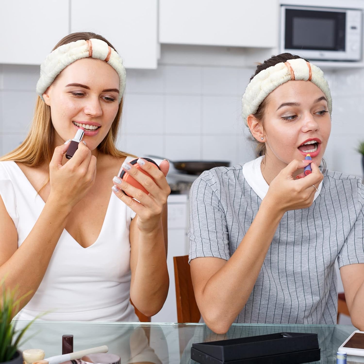 WILLBOND Paquete de 4 diademas de microfibra para spa, diademas faciales de maquillaje, diademas elásticas de tela de rizo para mujeres y niñas,