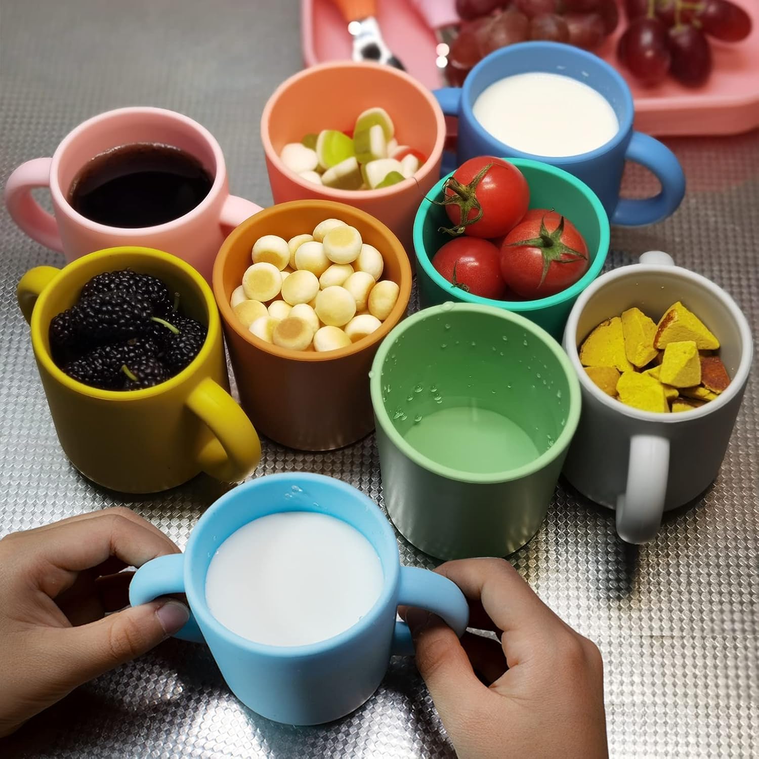 Pequeña taza de entrenamiento de bebida de silicona para bebés y niños pequeños, 2 asas de fácil agarre, taza abierta para bebé de 5 onzas, 6 meses