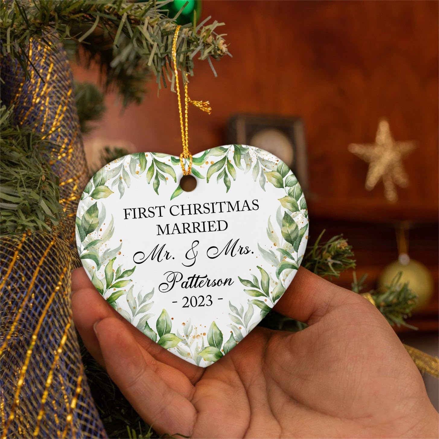 Adorno de primera Navidad casado, adorno personalizado para la primera Navidad como el señor y la señora 2023, adorno de cerámica casado de primera