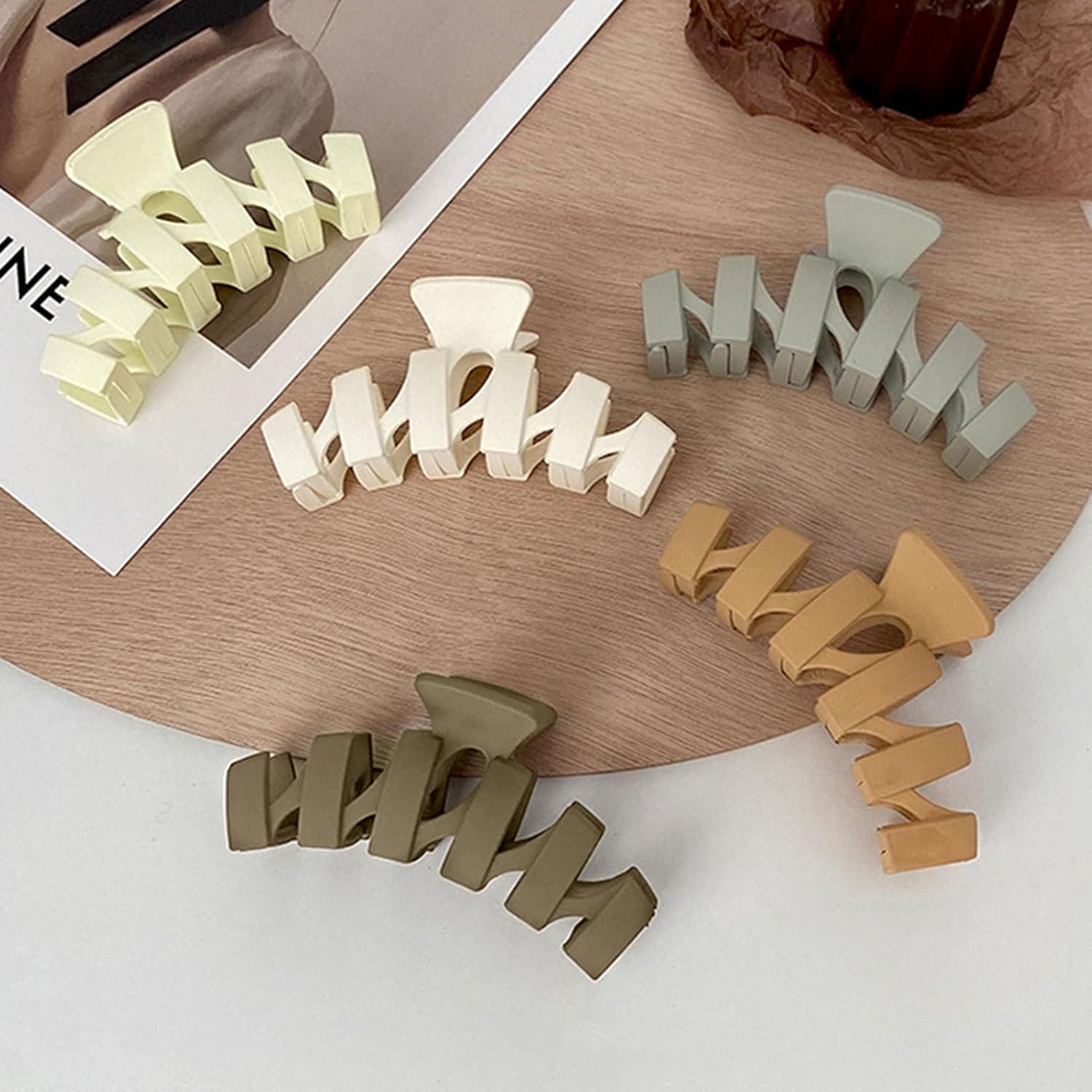Pinzas para el cabello de 4.3 pulgadas grandes para mujer, cabello rizado y grueso, clips de plátano grandes mate, clips de mandíbula de sujeción