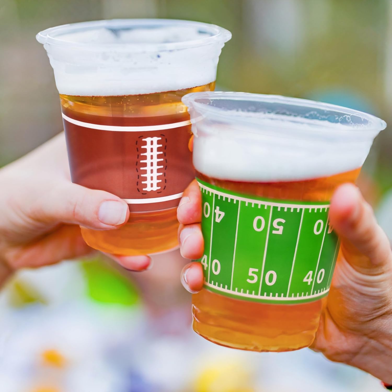 Gatherfun 100 vasos de plástico de fútbol de 16 onzas, perfectos para fiestas de fútbol y eventos de portón trasero, desechables y prácticos,