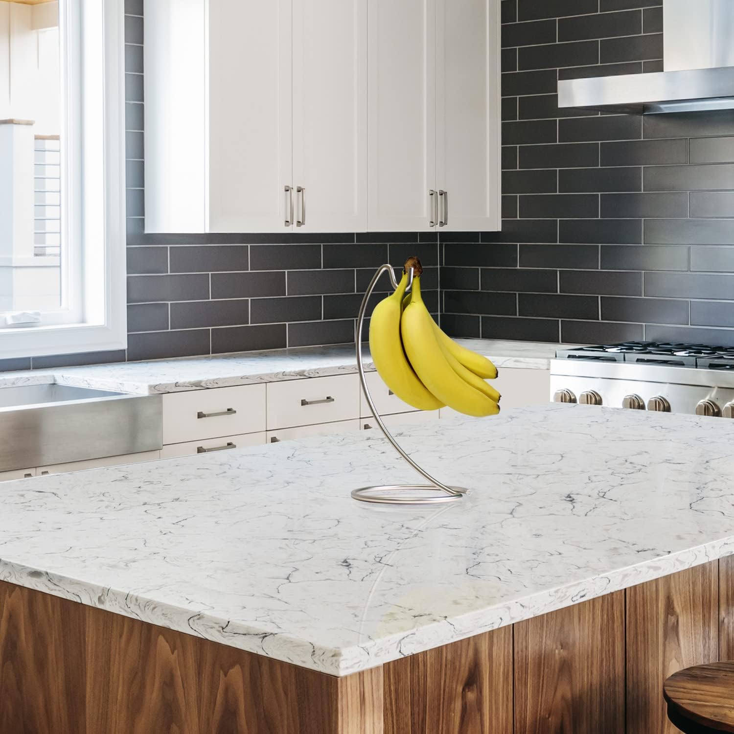 Blue Donuts Soporte de plátano moderno para banana, gancho para encimera de cocina, accesorios de cocina, soporte de plátano cromado