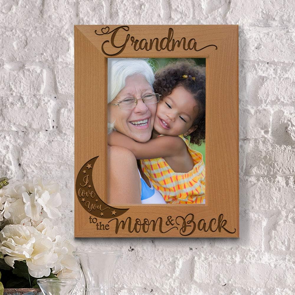 KATE POSH – Marco de fotos de madera natural grabado con texto en inglés “Grandma I Love You to the Moon and Back”, regalos para el Día de la Madre