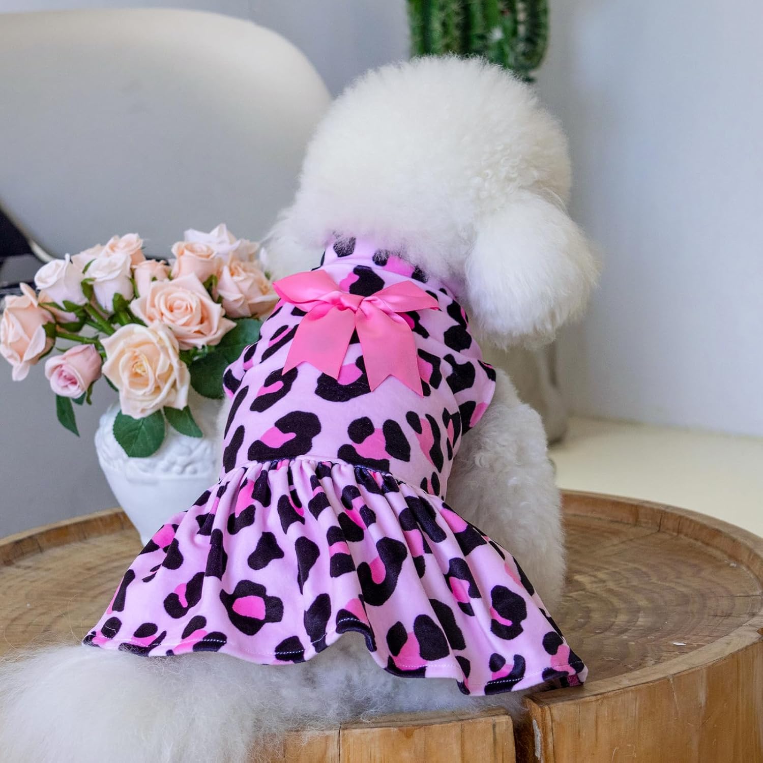 CuteBone Vestido de terciopelo para perro de cuello alto, falda con estampado de leopardo, disfraz de falda para cachorros, ropa para mascotas, ropa