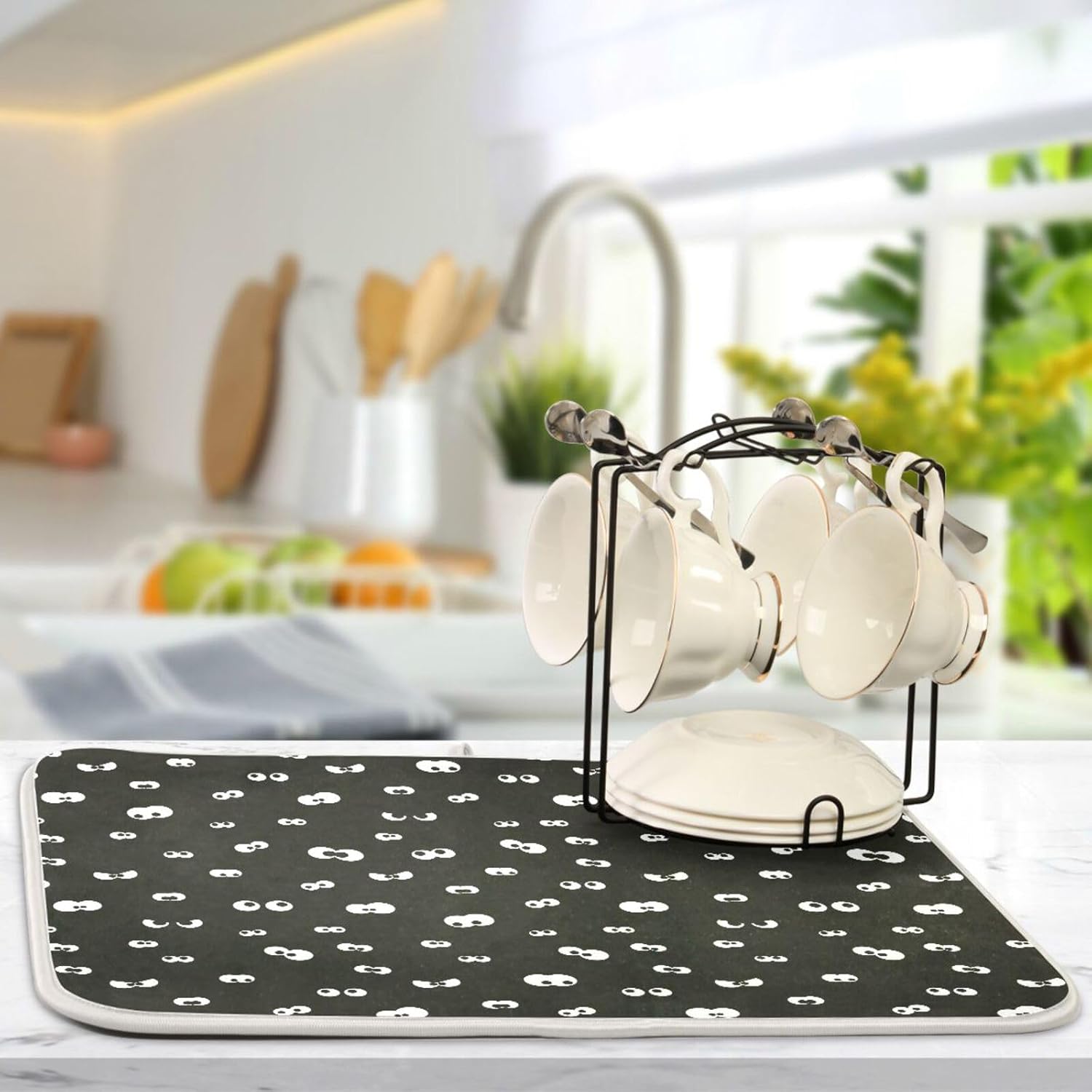 Spooky Eyes Drying Dish Mat Washnable Absorbent Kitchen Counter Top Mat Drying Matt Kitchen Counter Tapete Para Cocina 16” x 18”