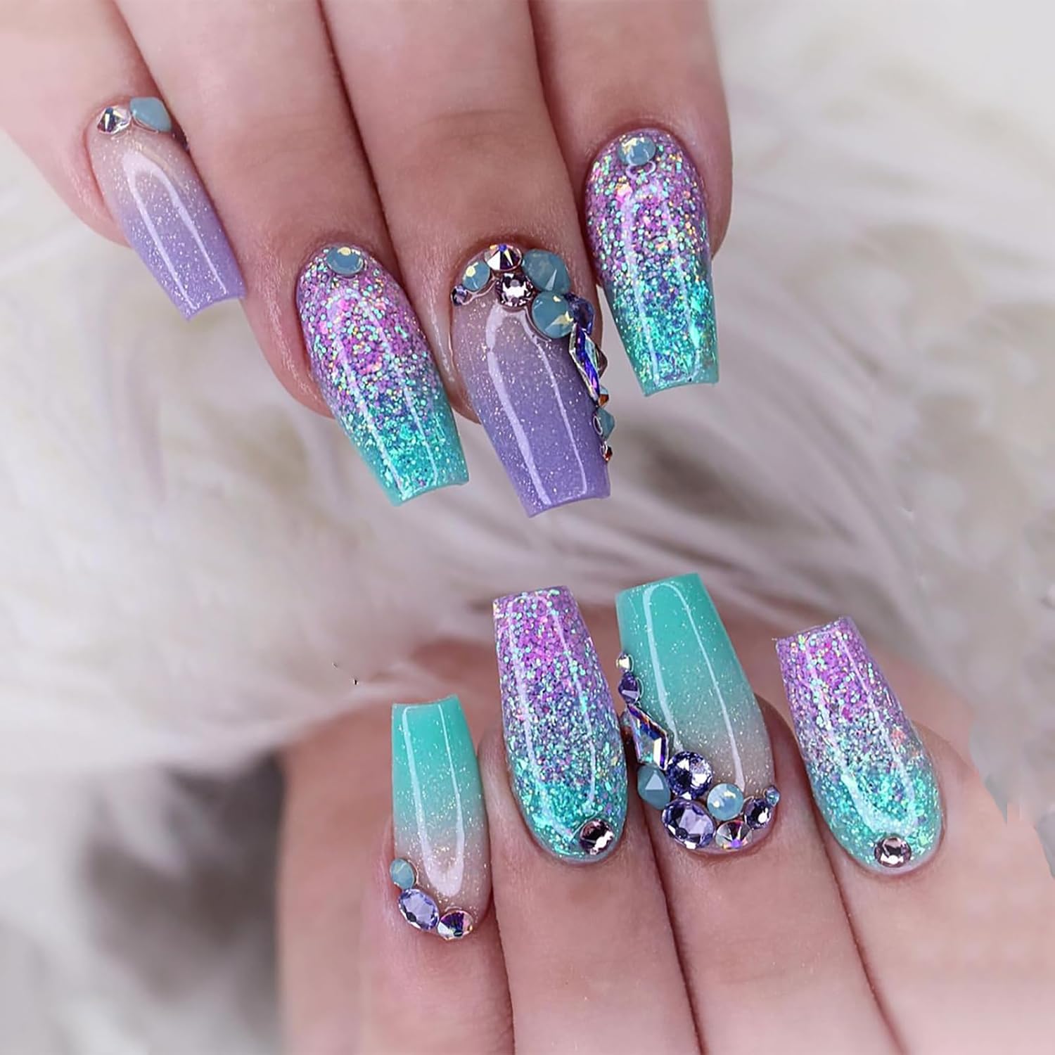 Uñas postizas a presión medianas con diseño de ataúd SWEKKE de sirena, cobertura completa, degradadas, con diseños de diamantes de imitación,