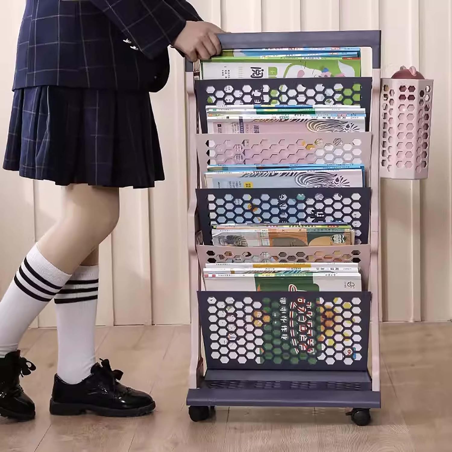 Atkits Organizador de estantería móvil de 6 niveles con ruedas para dormitorio, sala de estar, escuela, color negro